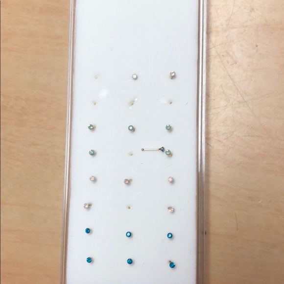 2 for $10 Nose rings (All NEW) - Picture 3 of 13